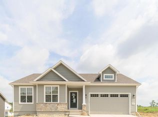 6050 Woodbine Dr, Madison, WI 53718