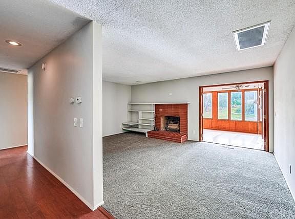 2nd image of 645 W Cypress Ave