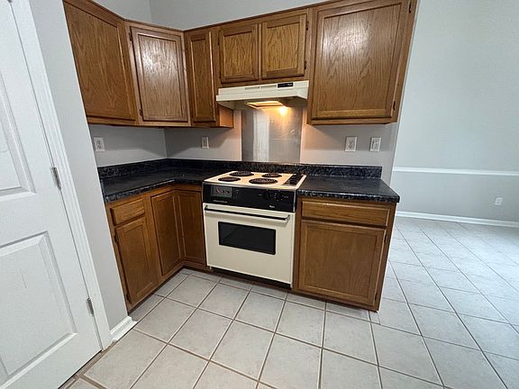 5th image of 2573 Laurelcrest Dr