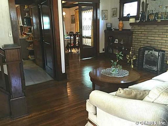 3rd image of 291 Northland Ave