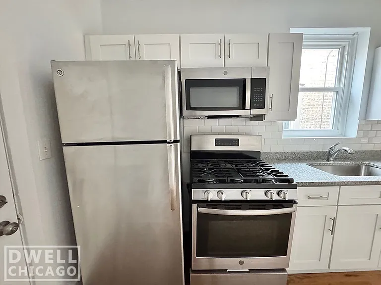 3531 W Fullerton Ave #2 — Photo 11