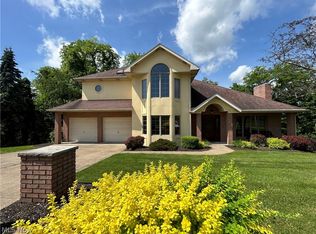 107 Martha Dr, Saint Clairsville, OH 43950