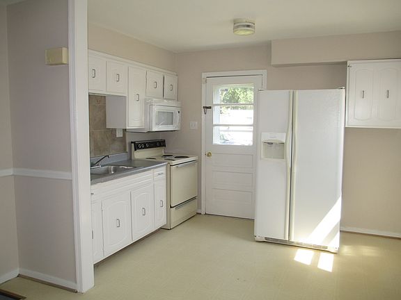 2nd image of 9510 Royerton Dr