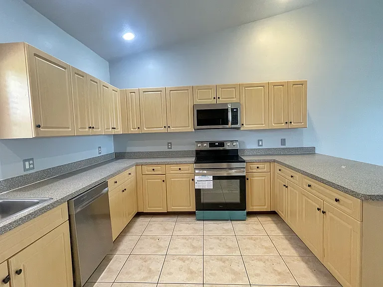 9088 Frank Rd #9086 — Photo 7