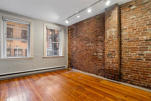 99.5 Myrtle St #1 Photo 1