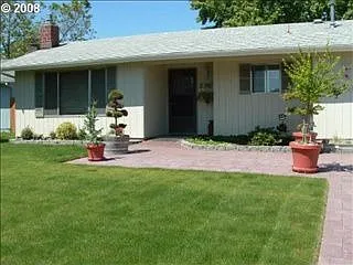 2326 La Canada Dr photo 1
