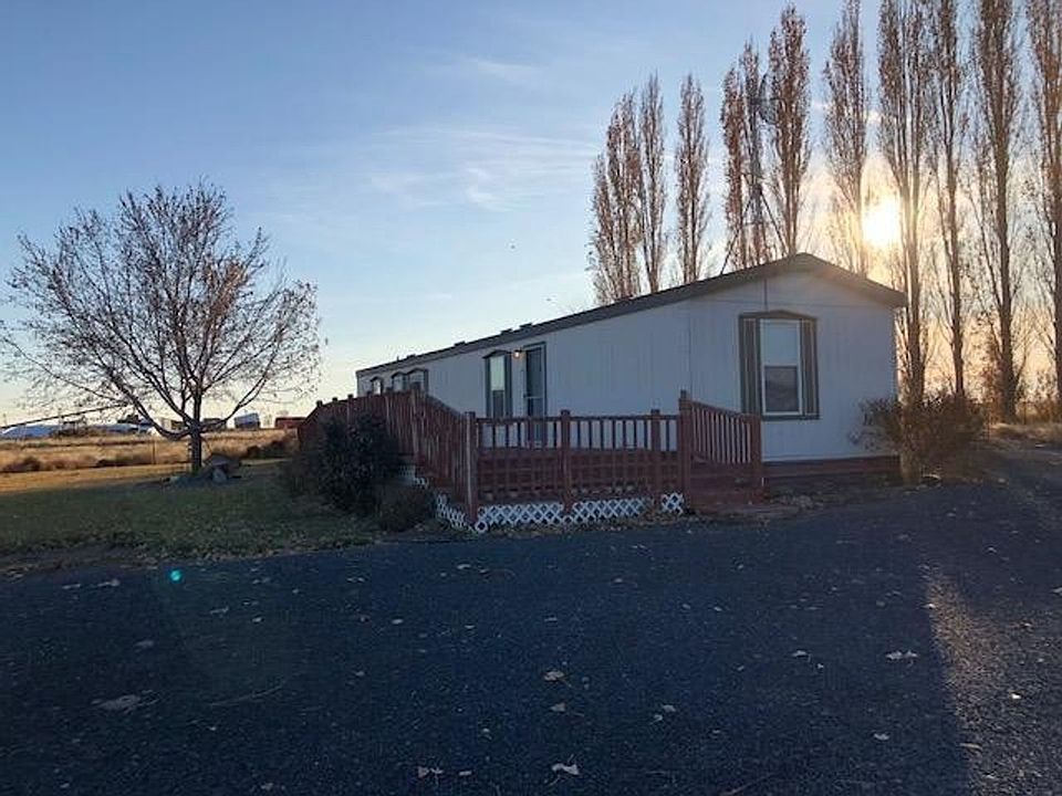 1st image of 10300 Road H NE