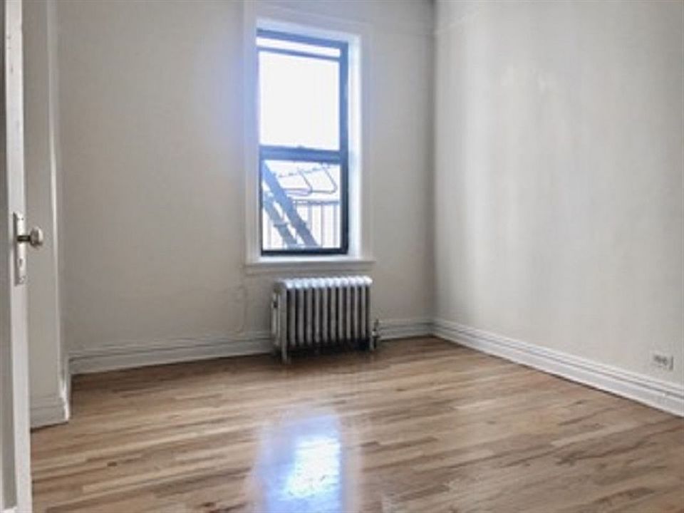 2nd image of 565 Fort Washington Ave APT 3C