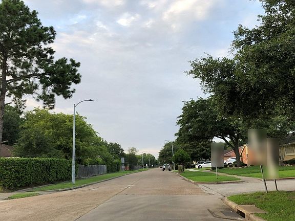 5th image of 10223 Leawood Blvd