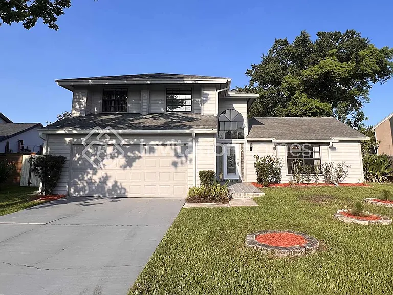 3925 Whittington Dr — Photo 1
