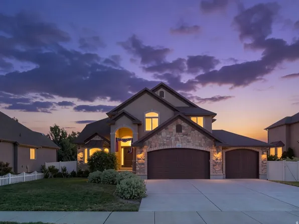 10403 S Walnut Canyon Ln, South Jordan, UT 84009
