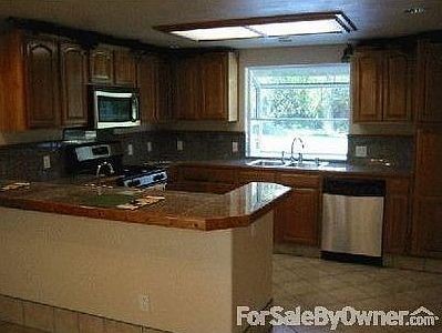 3rd image of 190 Fern Ln