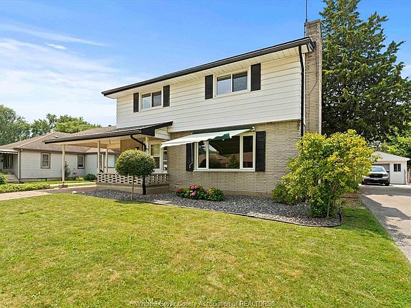 3rd image of 1025 Esdras Ave