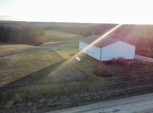 8955 S Good Hope Rd, Elizabeth, IL 61028