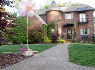 1617 Duncan Rd, Knoxville, TN 37919