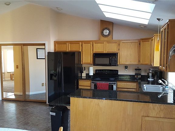 4th image of 4617 247th Street Ct E