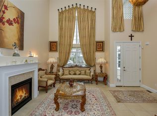 14 Monterrey Dr, Saint James, NY 11780