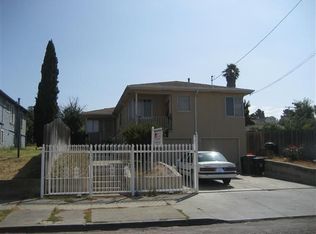 9512 Peach St, Oakland, CA 94603