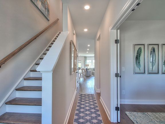 4th image of 166 Crabourne Dr Lot 85