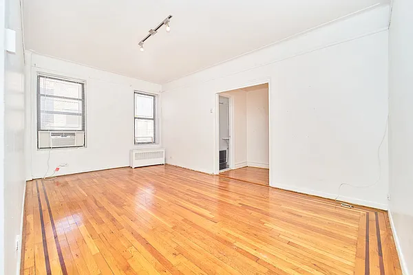 Rented by Compass | media 1