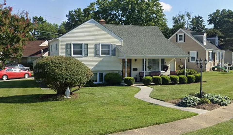 1st image of 1800 Wendover Rd
