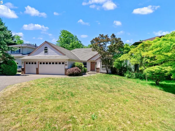 3795 NW Banff Dr, Portland, OR 97229