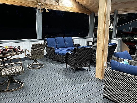 600sf porch built 2022