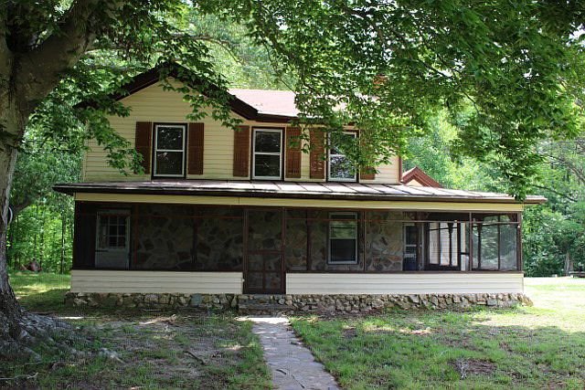 1st image of 822 Roane Point Dr
