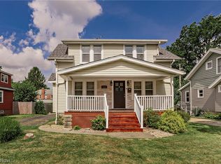 1516 Holmden Rd, South Euclid, OH 44121