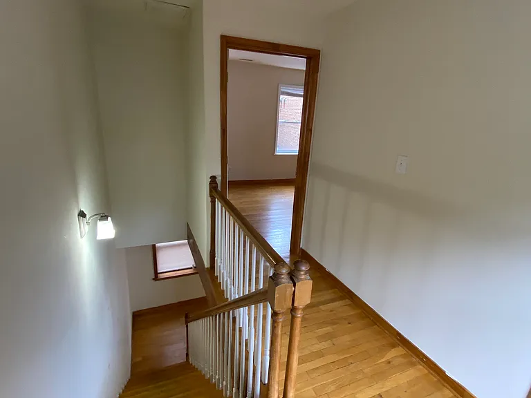 909 W Grace St #6 — Photo 10