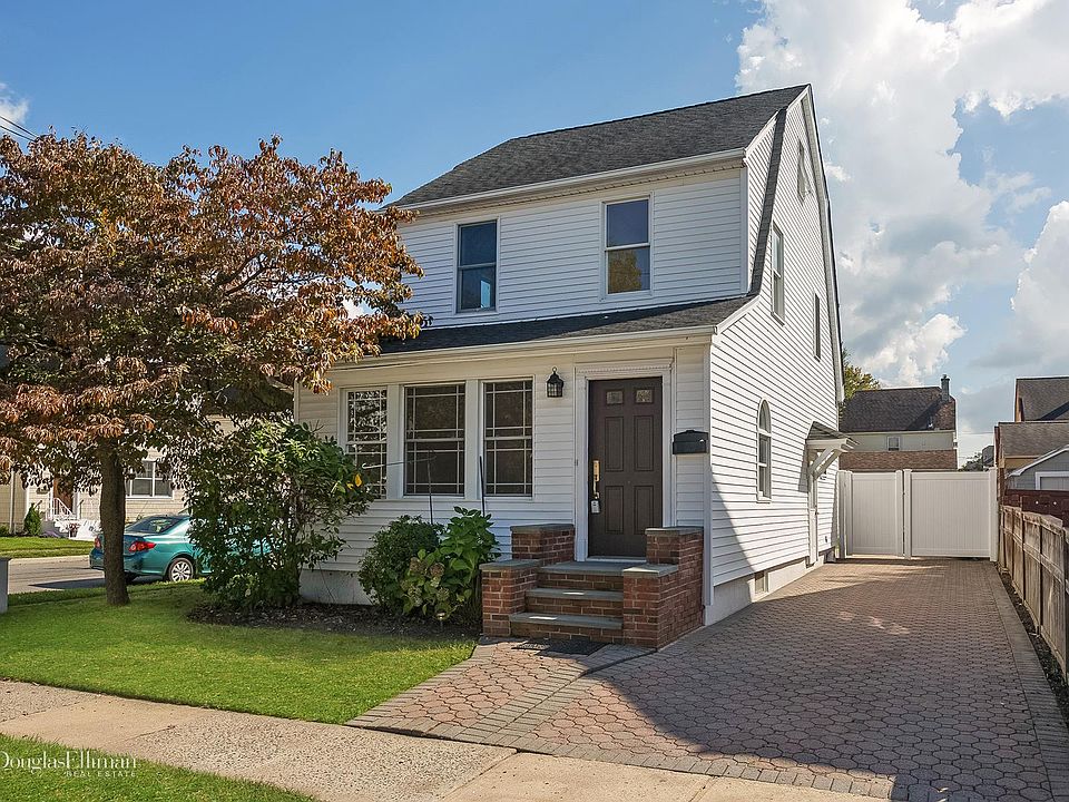 1st image of 92 Dartmouth St