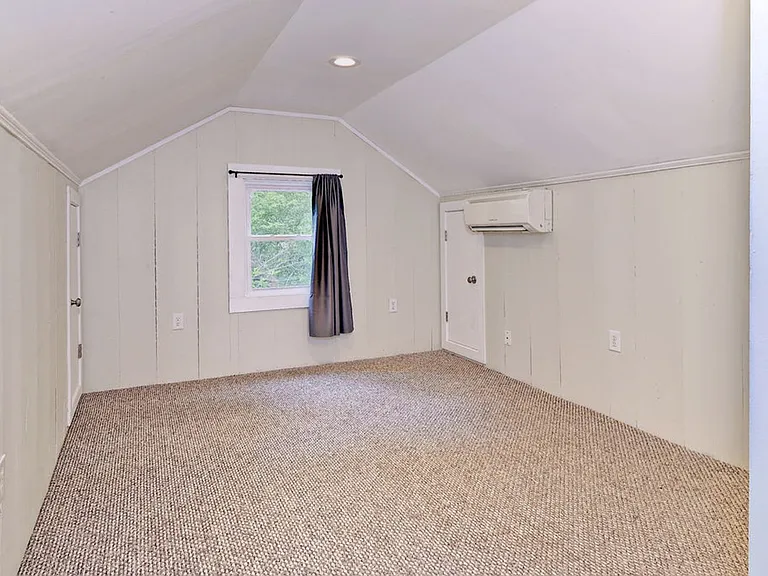 9 Westover Rd — Photo 22