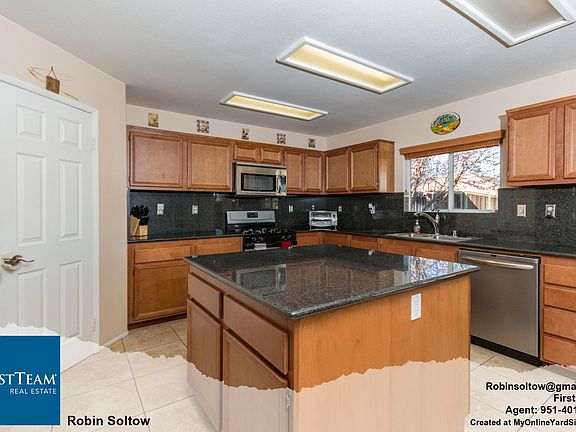 Spacious Kitchen