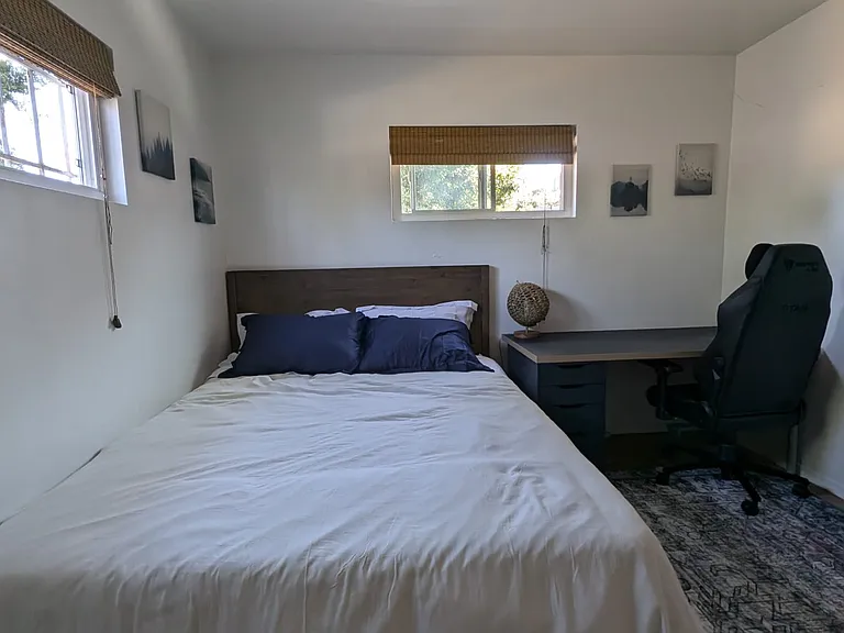 4813 Mansfield St — Photo 9