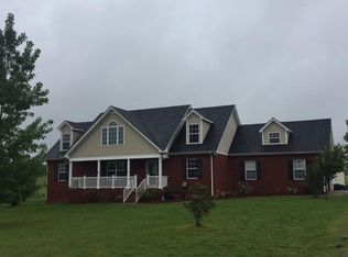 1888 Sawgrass Ln, Chapel Hill, TN 37034