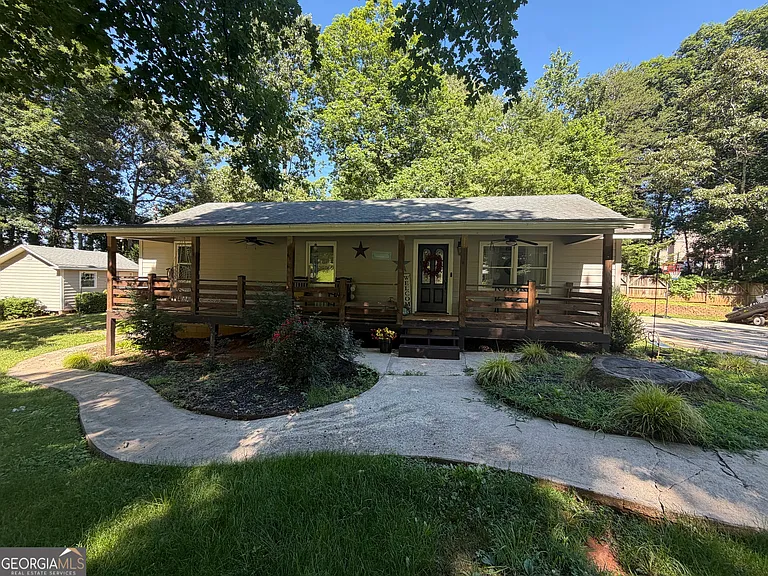109 Moss Overlook Rd — Photo 1