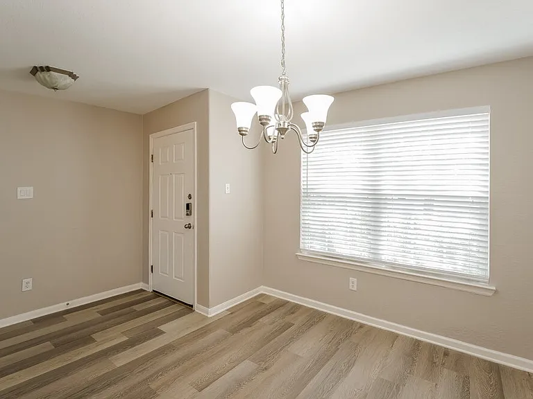 8410 Tararin Ln — Photo 5
