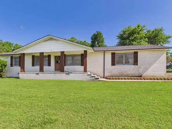 329 Arkansas Ave, Mountain Home, AR 72653