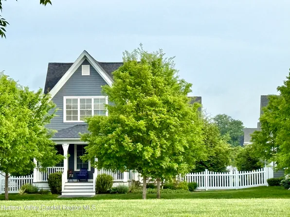 6 Livingston Street, Red Hook, NY 12571