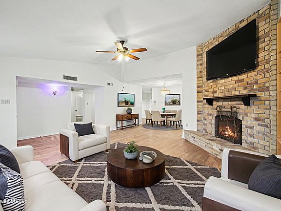 5th image of 8814 Linda Vista Dr