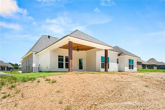 537 Feliciana Dr — Photo 34