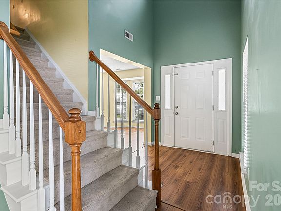 5th image of 3047 Wyntree Ct