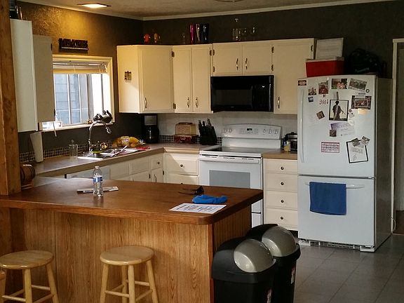 5th image of 325 Karr Ave