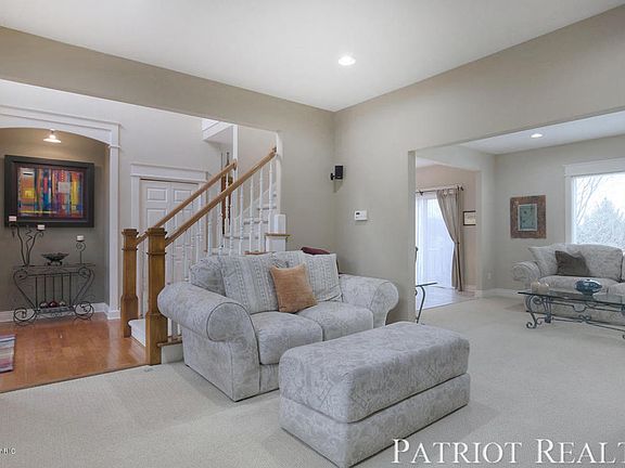 4th image of 2160 Shiloh Hills Dr SE