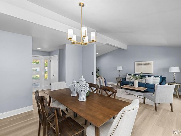 5th image of 1562 Eastham Dr