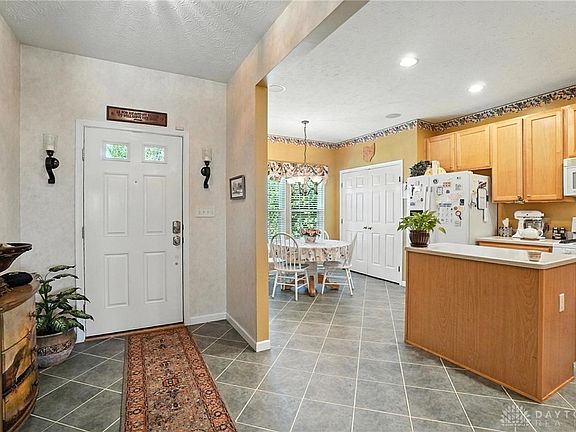 5th image of 3518 Queen Victoria Ct