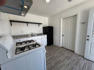 Large One Bed, One Bath Apartment, Stockton, CA 95206