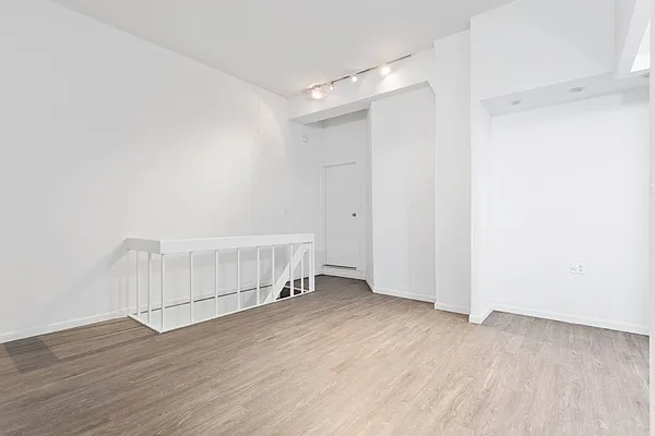 Rented by Kole Group | media 6