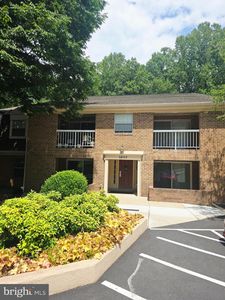 5825 Cove Landing Rd APT 101, Burke, VA, 22015