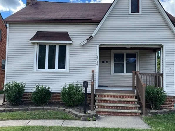 4048 W 158th St, Cleveland, OH 44135